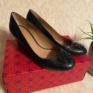 Like New Tory Burch Wedges